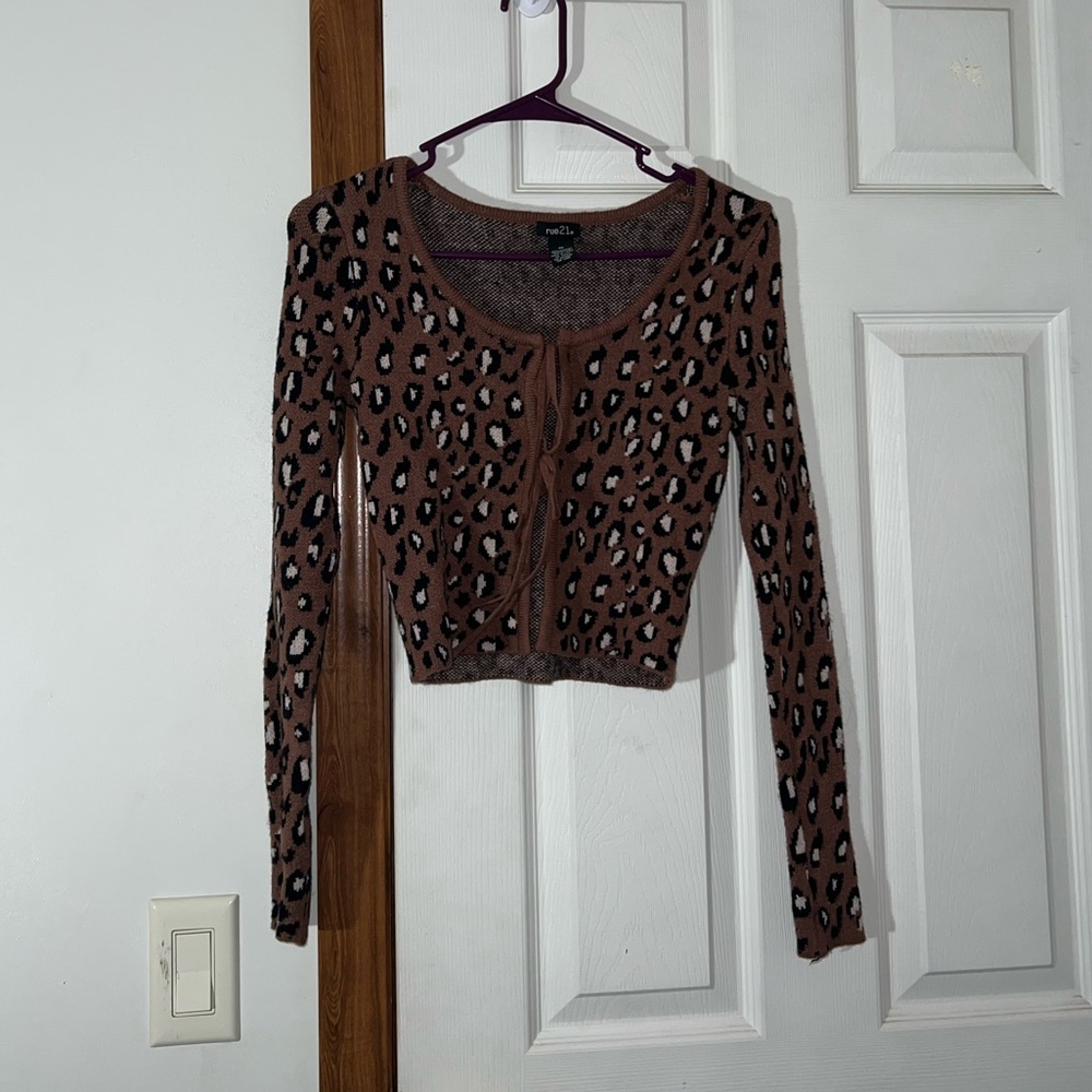 Leopard Print fitted top/jacket/coverup